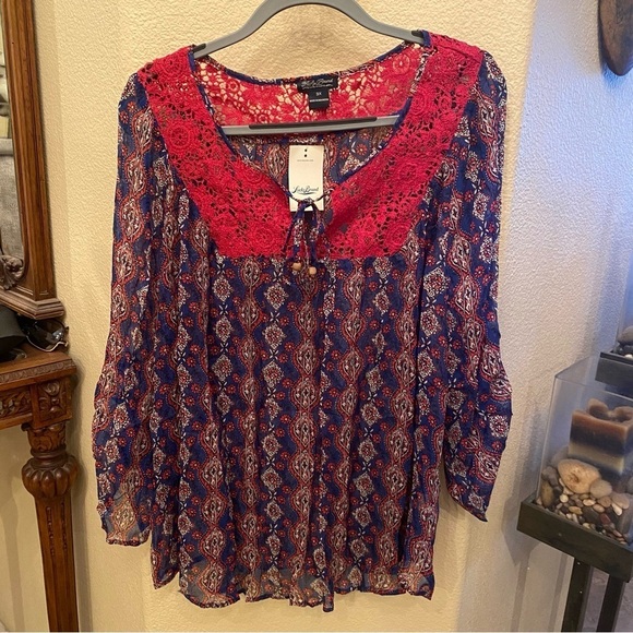 NWT~LUCKY BRAND Women Red Blue Crochet Semi-Sheer Boho Top Size 3X Plus - Picture 1 of 10